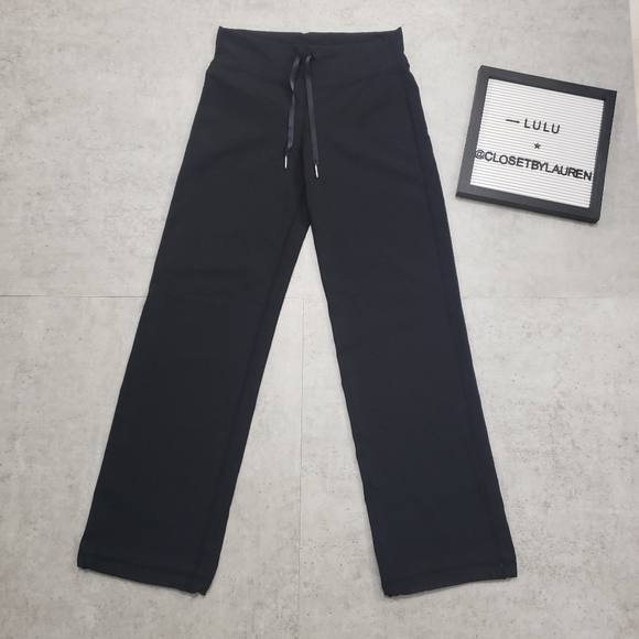 🍋Lululemon Yoga Pants with Back Zipper Pocket